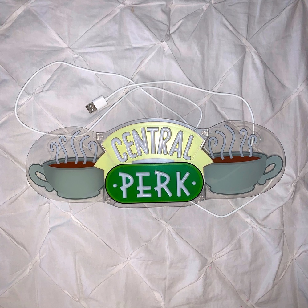 🤍 Central perk LED plug in light